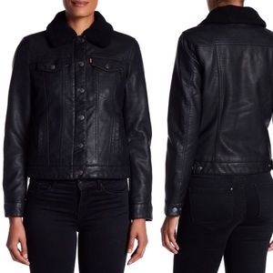 NEW Levi's Vegan Leather Sherpa Trucker Jacket M